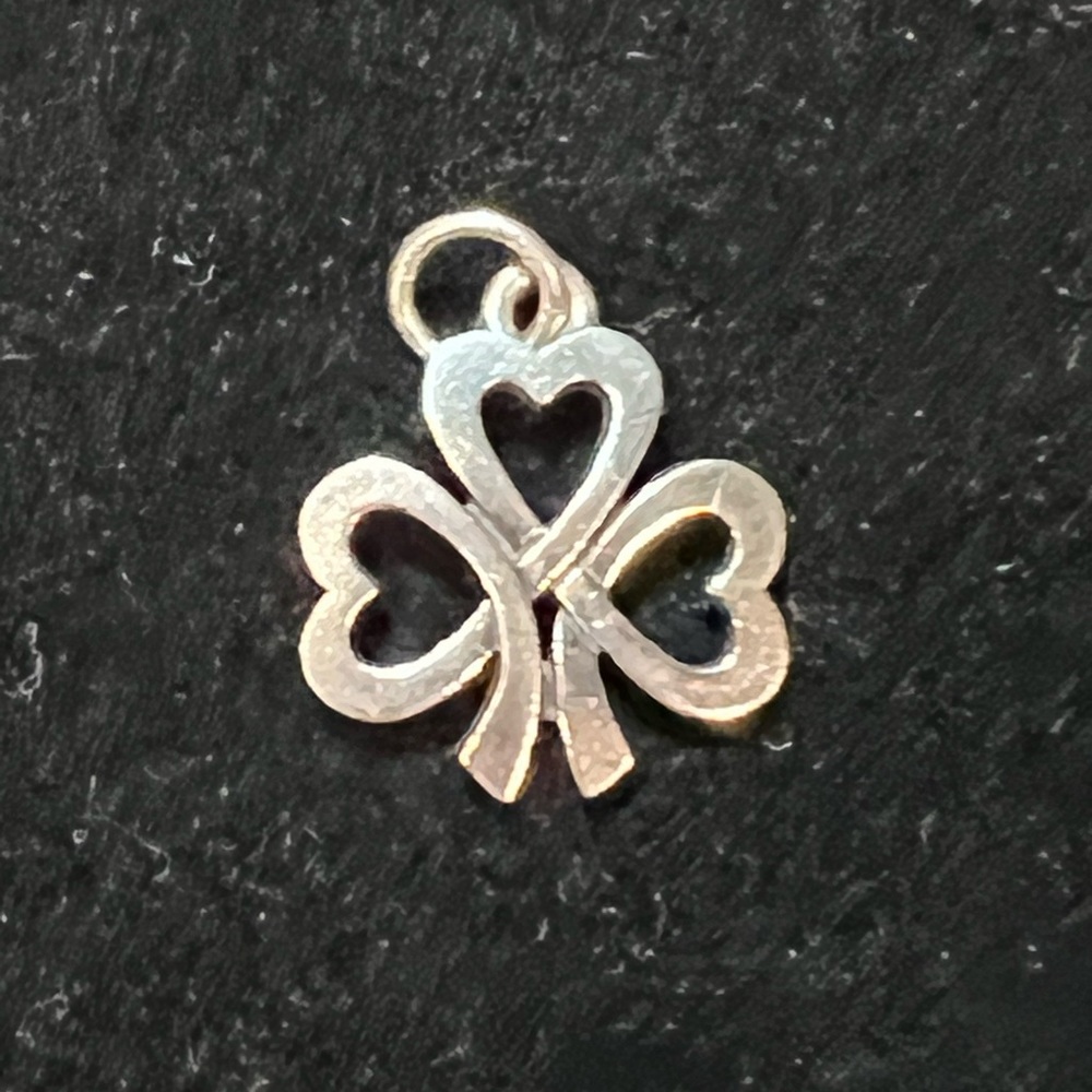 Shamrock of heart James Avery charm